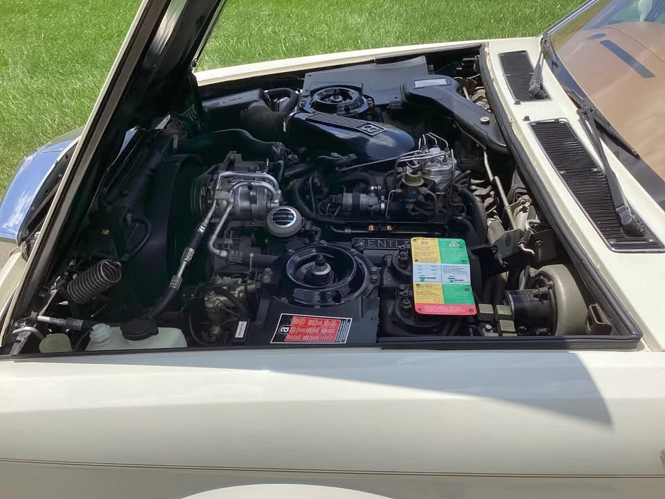 1990 Bentley - Image 2 of 10