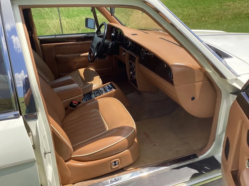 1990 Bentley - Image 6 of 10