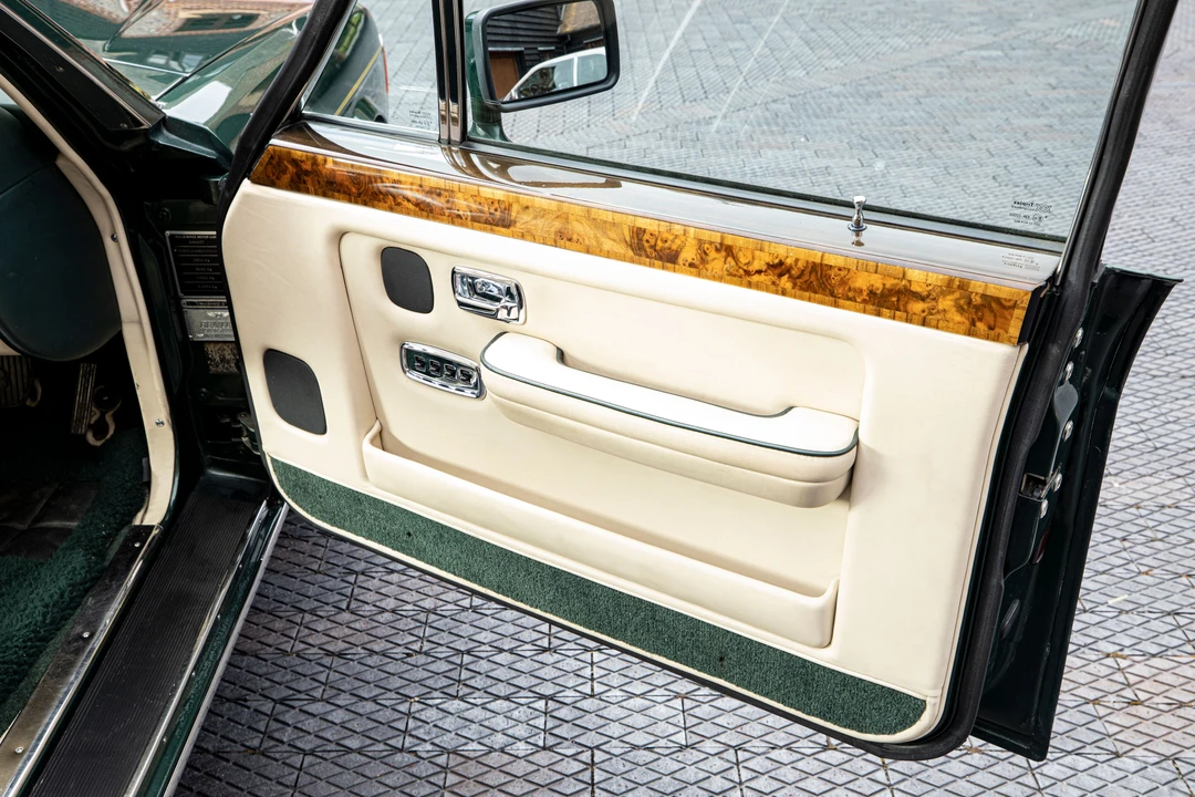 1990 Bentley Mulsanne 1st Gen - Image 17 of 21