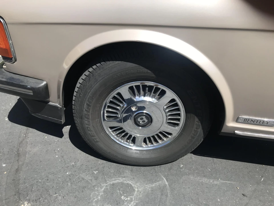 1990 Bentley Mulsanne 1st Gen - Image 19 of 31