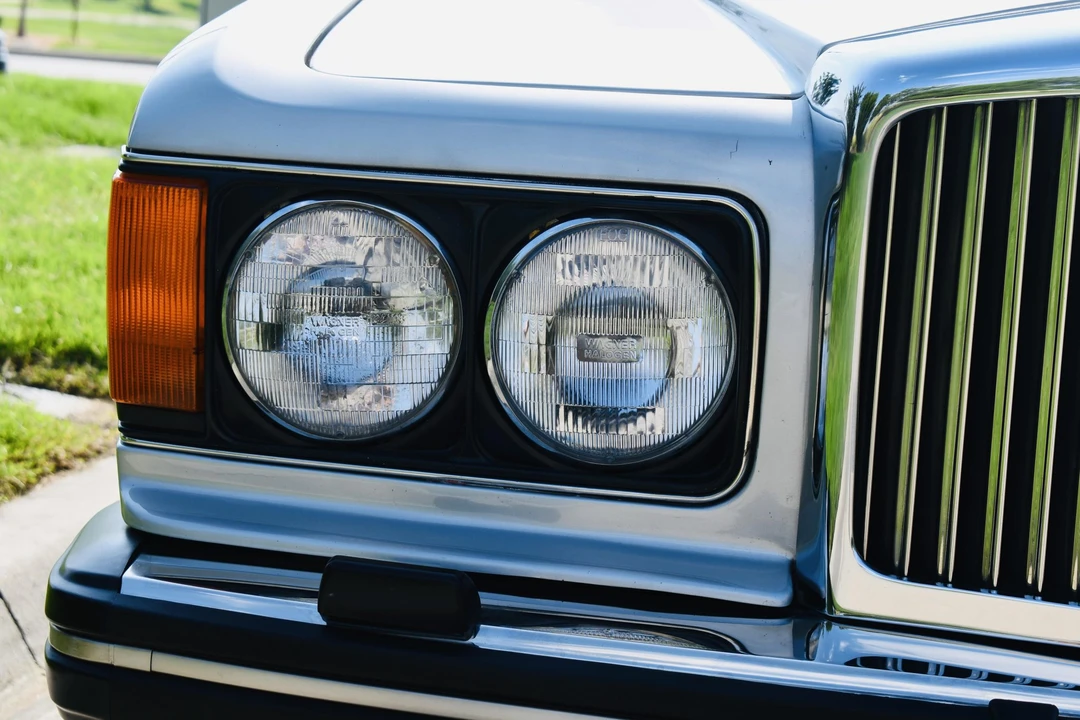1990 Bentley Mulsanne 1st Gen - Image 24 of 31