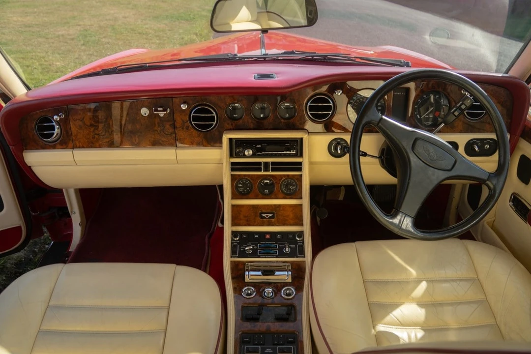 1990 Bentley Mulsanne 1st Gen - Image 27 of 30
