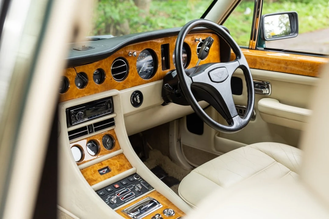 1990 Bentley Mulsanne 1st Gen - Image 28 of 30