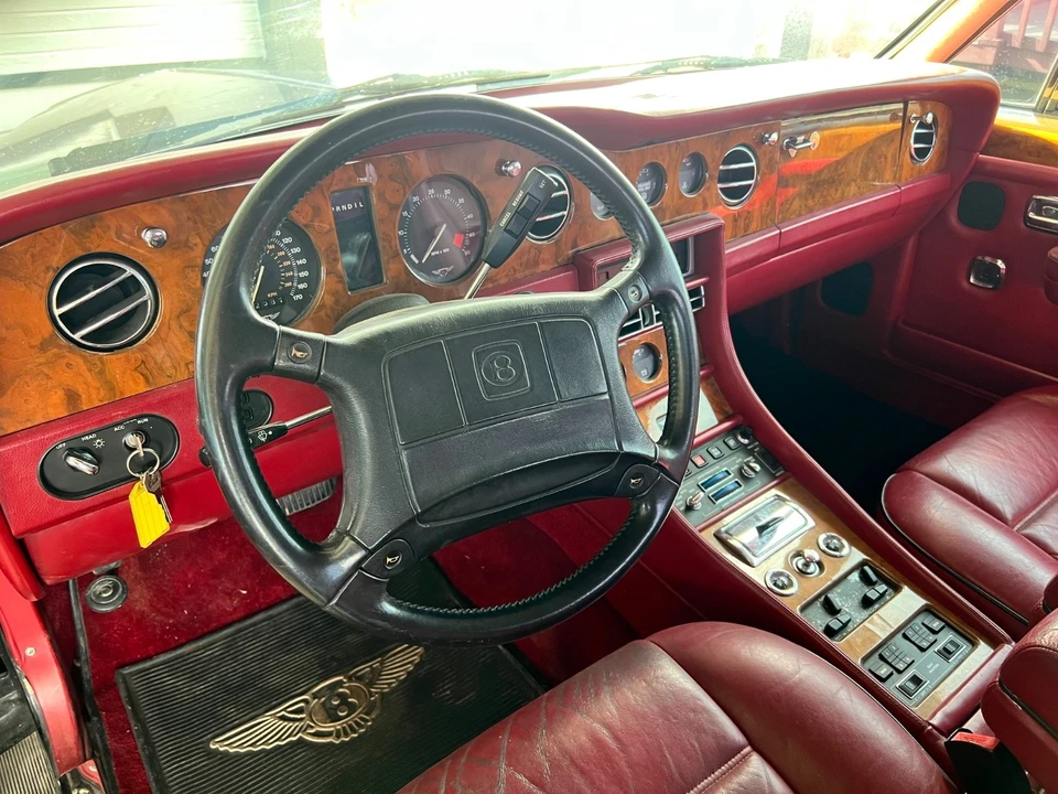 1990 Bentley Mulsanne 1st Gen - Image 9 of 11