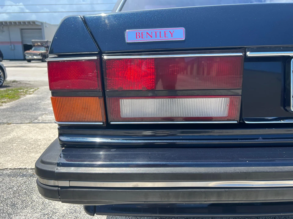 1990 Bentley Mulsanne 1st Gen - Image 31 of 31