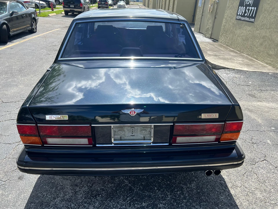 1990 Bentley Mulsanne 1st Gen - Image 17 of 31