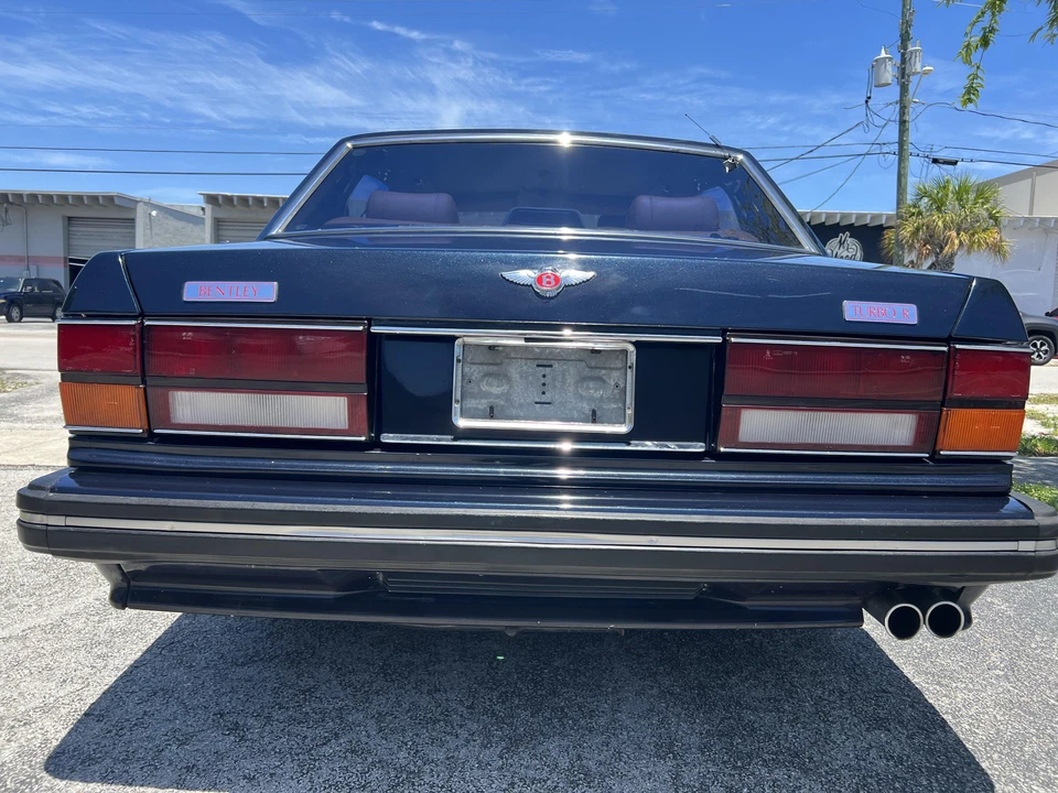 1990 Bentley Mulsanne 1st Gen - Image 18 of 31