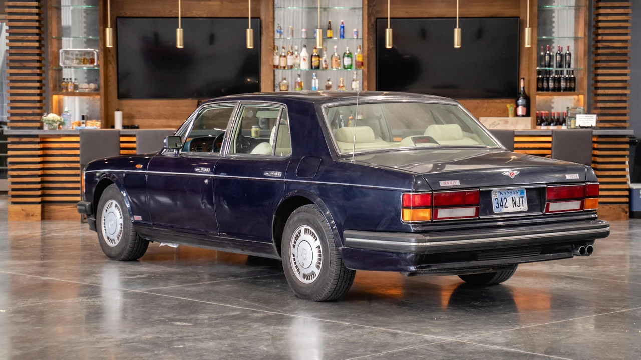 1990 Bentley Mulsanne 1st Gen - Image 4 of 31