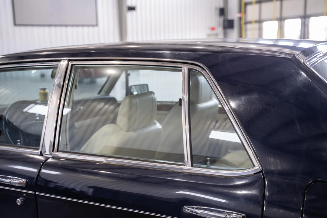 1990 Bentley Mulsanne 1st Gen - Image 28 of 31