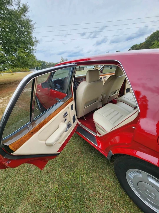 1990 Bentley Mulsanne 1st Gen - Image 11 of 13