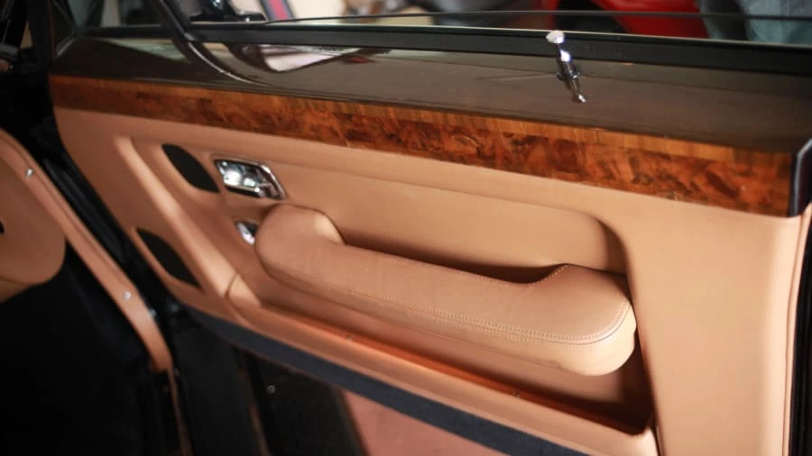 1990 Bentley Mulsanne 1st Gen - Image 8 of 12