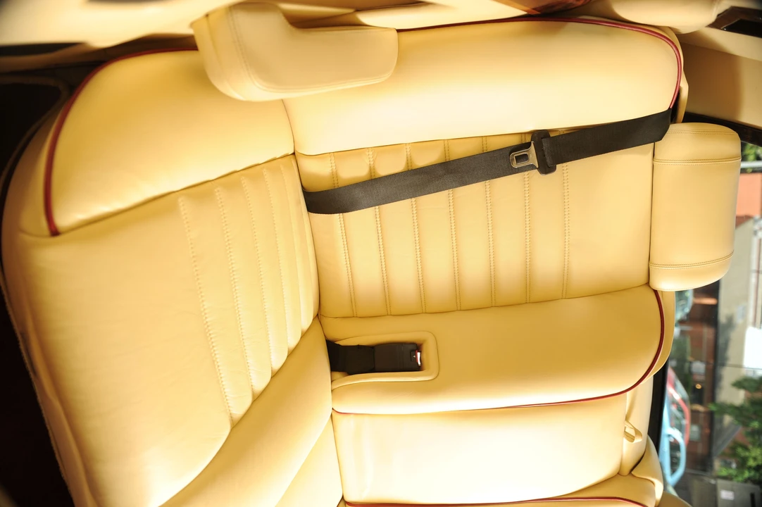 1990 Bentley Mulsanne 1st Gen - Image 3 of 11
