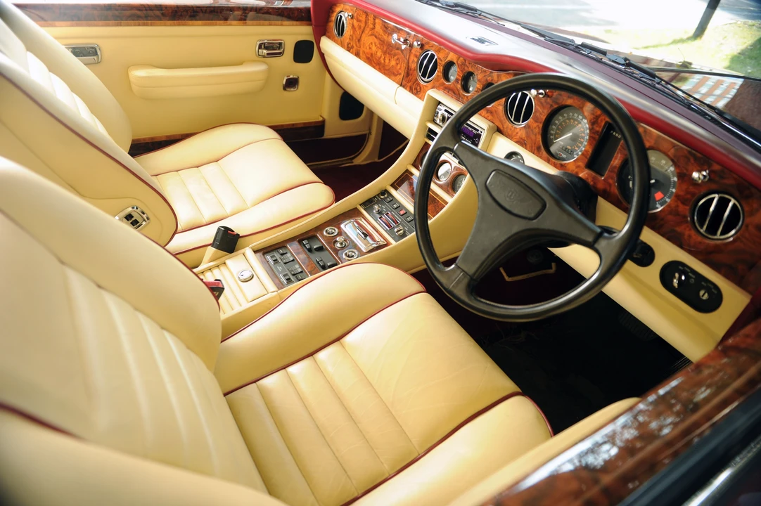 1990 Bentley Mulsanne 1st Gen - Image 5 of 11