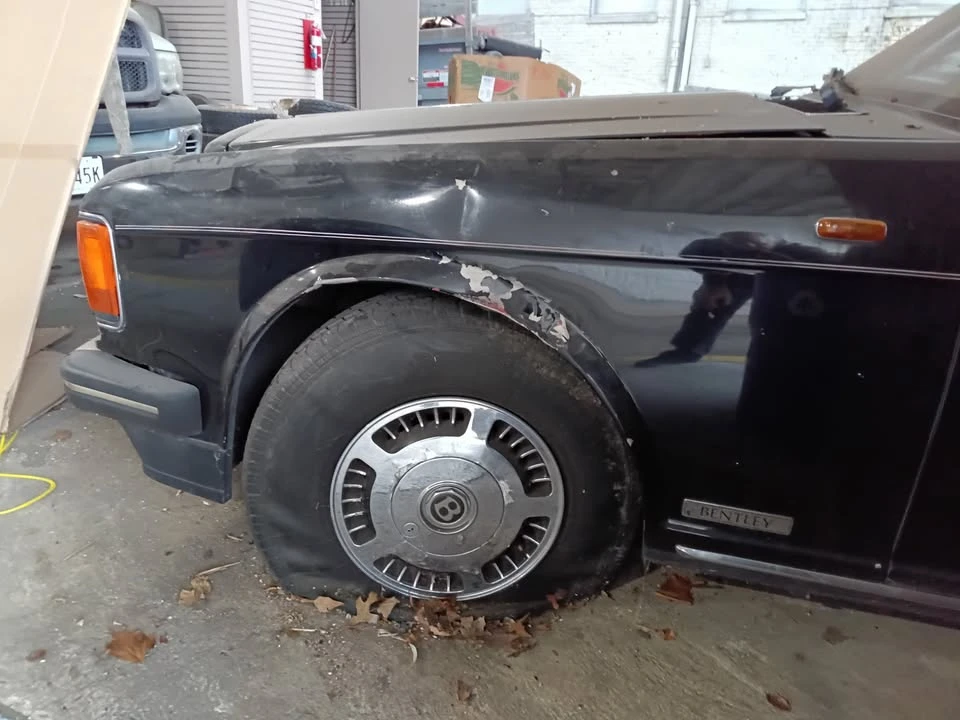 1990 Bentley Mulsanne 1st Gen - Image 10 of 12
