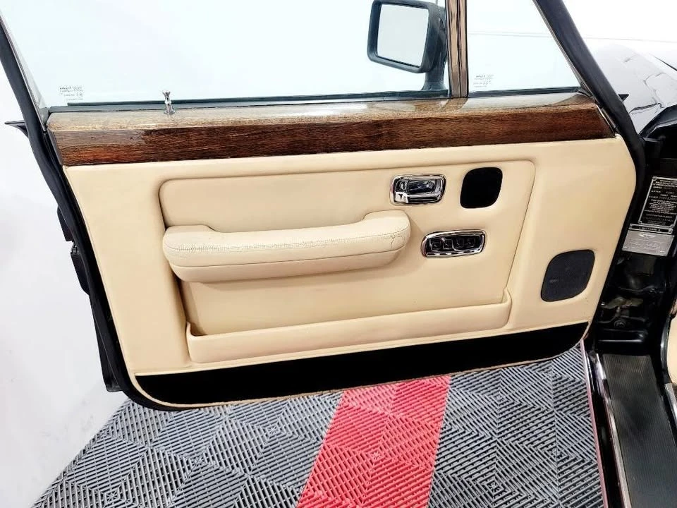 1990 Bentley Mulsanne 1st Gen - Image 13 of 20