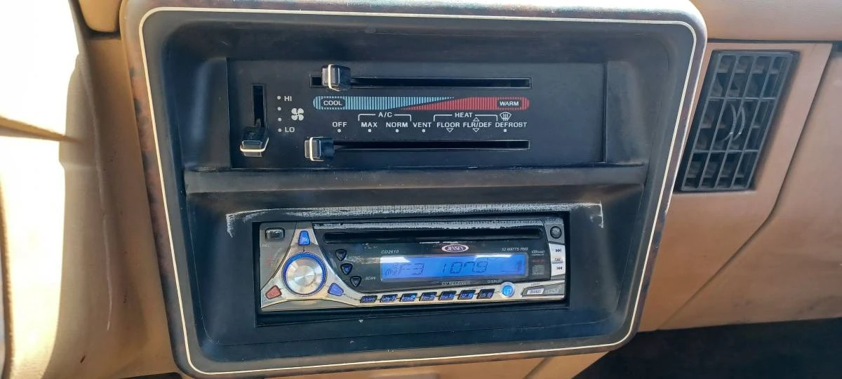 1990 Ford Bronco 4th Gen - Image 13 of 22