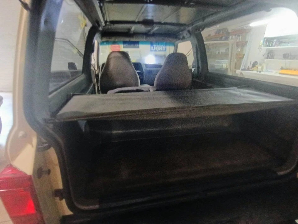 1990 Ford Bronco II - Image 16 of 24