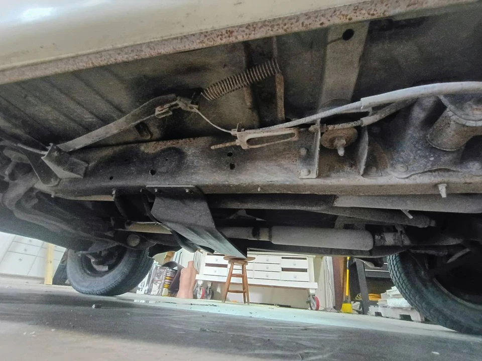 1990 Ford Bronco II - Image 15 of 24