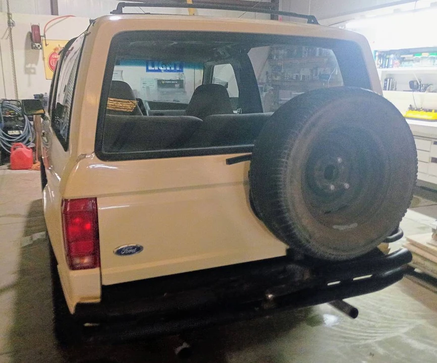 1990 Ford Bronco II - Image 18 of 24