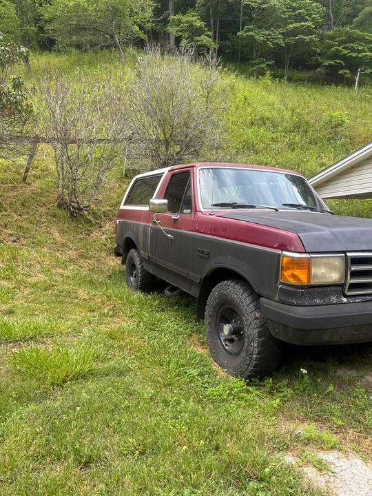 1990 Ford Bronco 4th Gen - Image 2 of 6