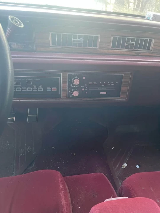 1990 Buick Electra - Image 3 of 9