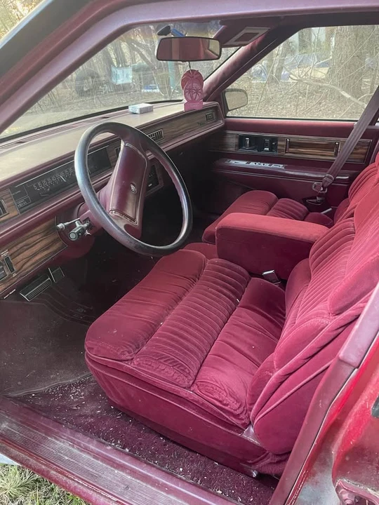 1990 Buick Electra - Image 5 of 9