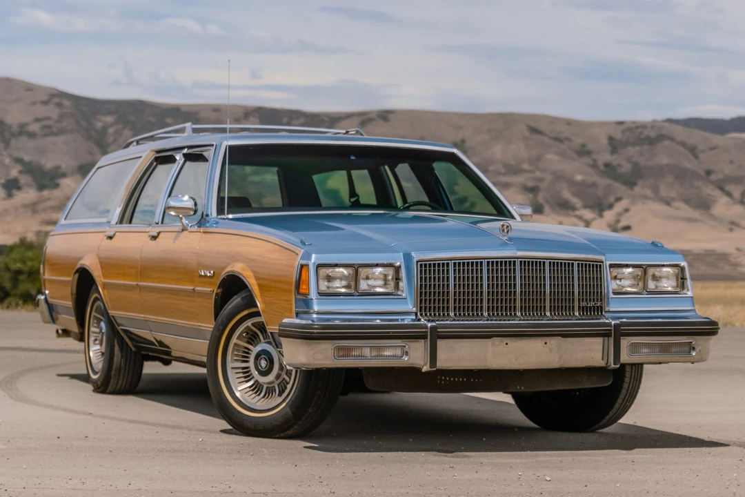 1990 Buick LeSabre - Image 16 of 31