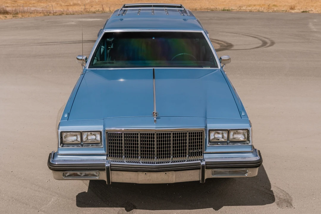 1990 Buick LeSabre - Image 18 of 31