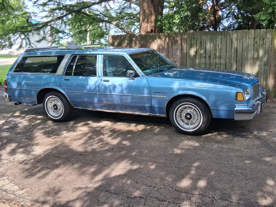 1990 Buick Roadmaster - Image 6 of 31