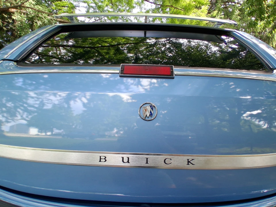 1990 Buick Roadmaster - Image 26 of 31