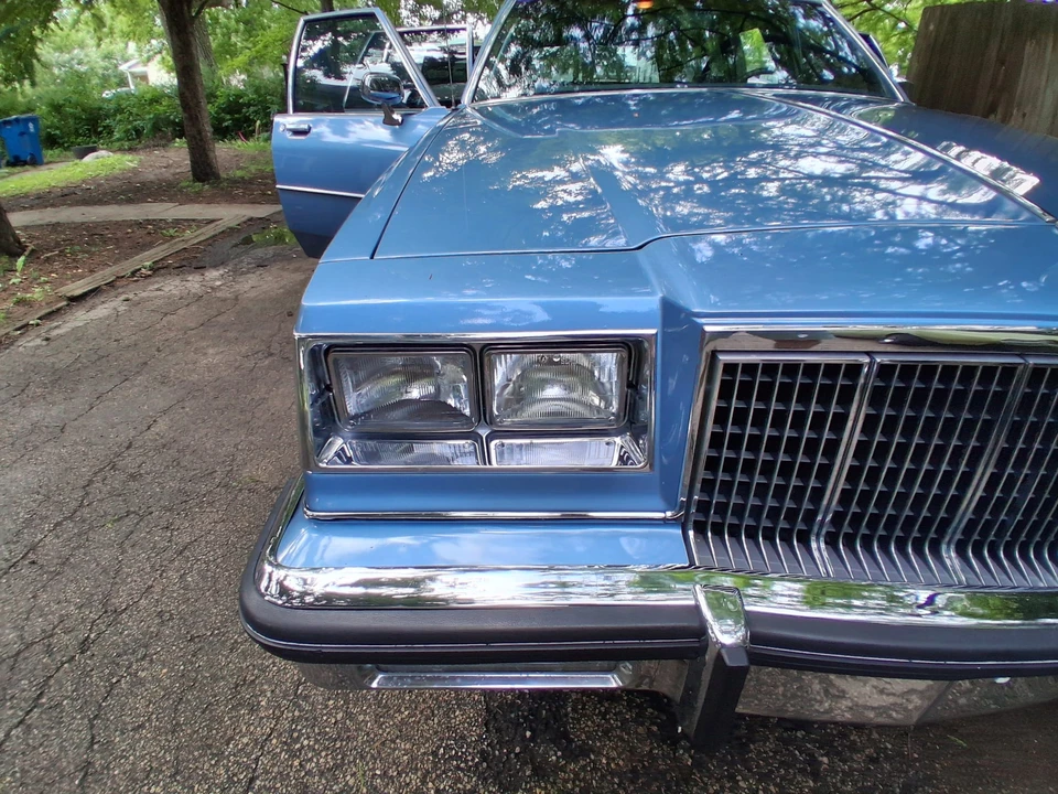 1990 Buick Roadmaster - Image 21 of 31