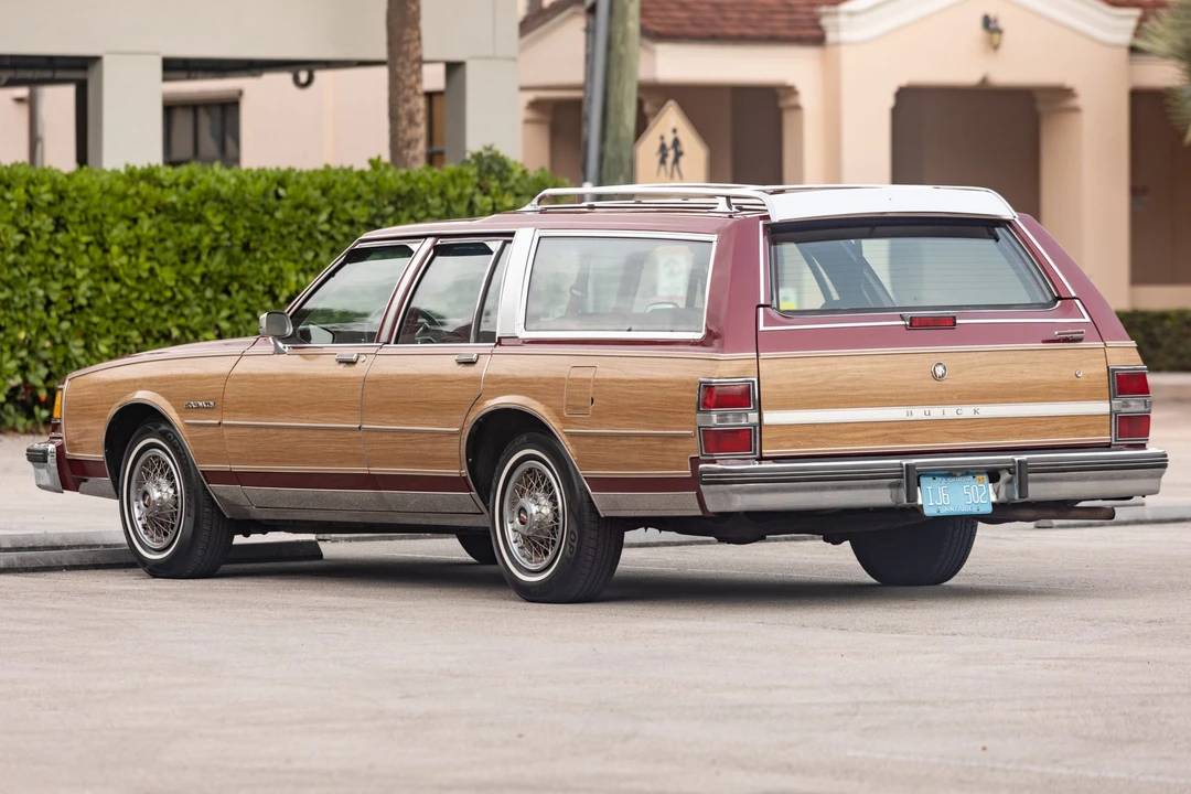 1990 Buick LeSabre - Image 8 of 31