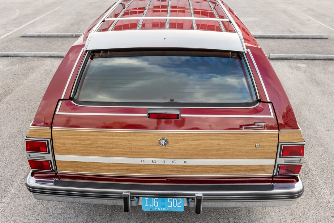 1990 Buick LeSabre - Image 9 of 31