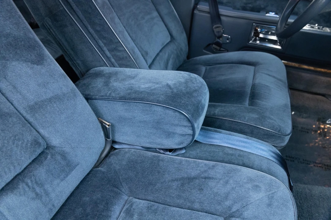 1990 Buick LeSabre - Image 30 of 31