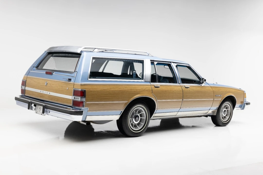 1990 Buick LeSabre - Image 11 of 21