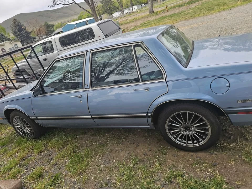 1990 Buick LeSabre - Image 2 of 7