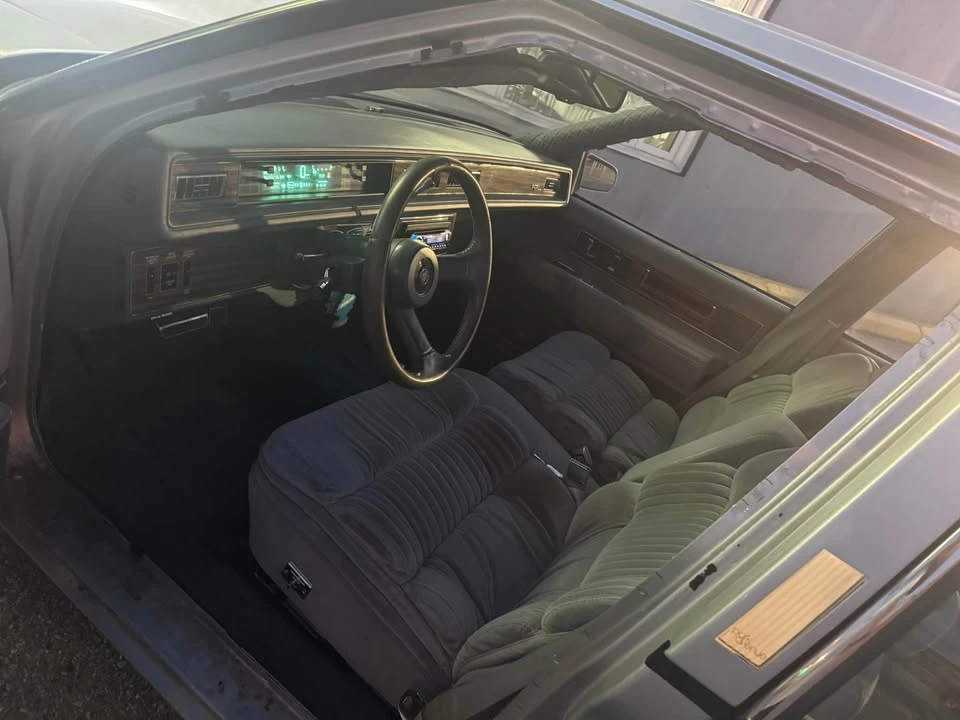 1990 Buick Park Avenue - Image 7 of 10