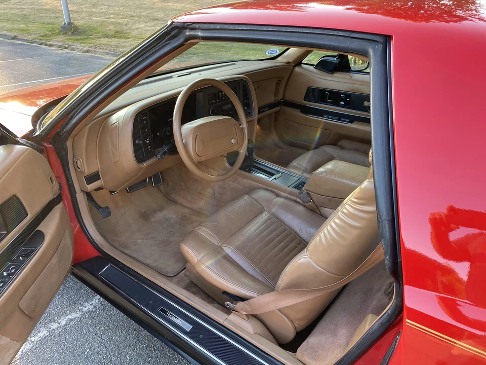 1990 Buick Reatta - Image 22 of 31