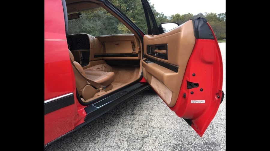 1990 Buick Reatta - Image 7 of 12