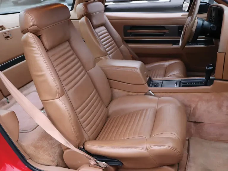 1990 Buick Reatta - Image 10 of 20
