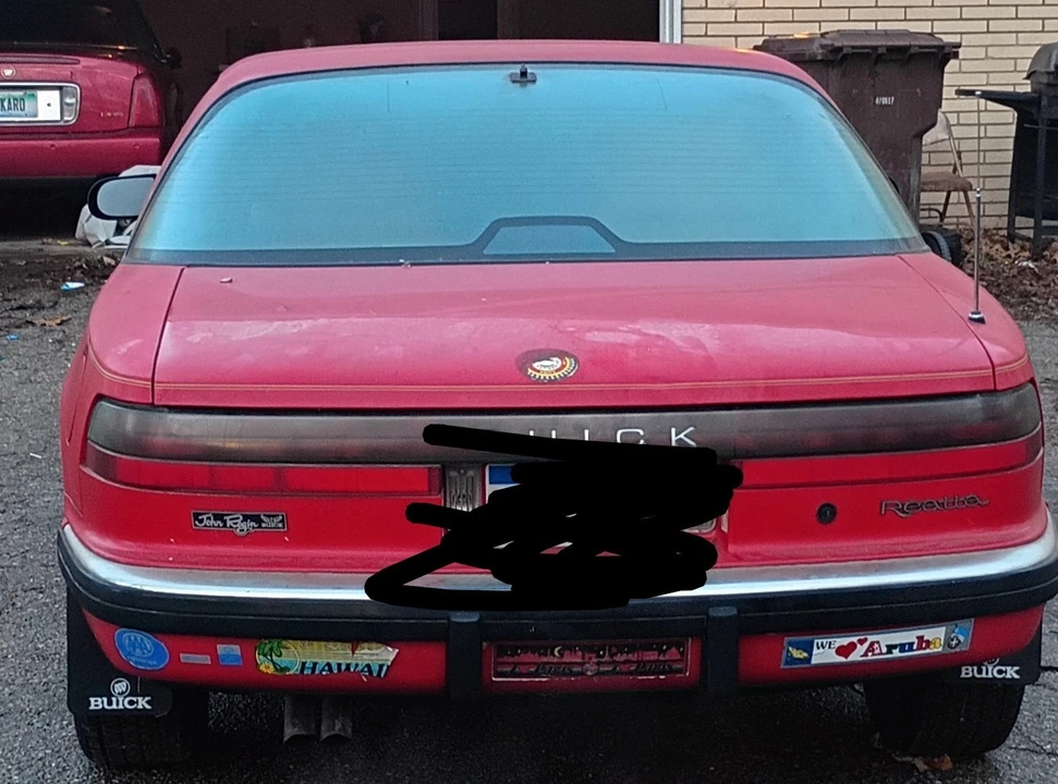 1990 Buick Reatta - Image 4 of 16