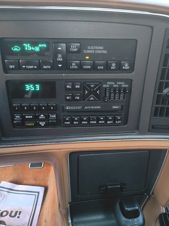1990 Buick Reatta - Image 12 of 16