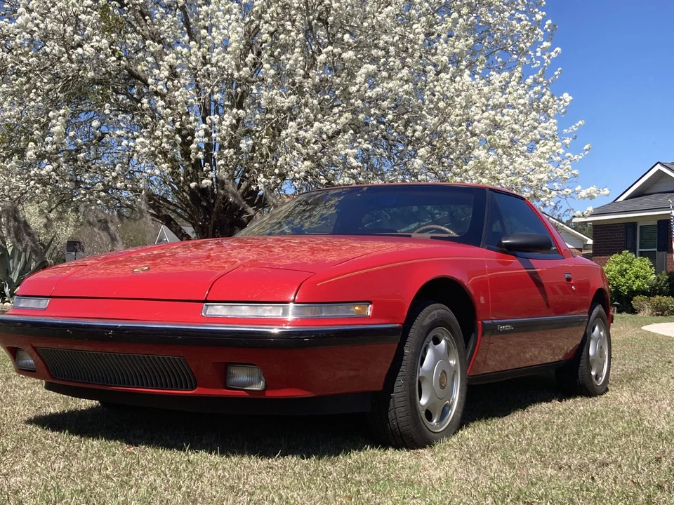 1990 Buick Reatta - Image 22 of 31
