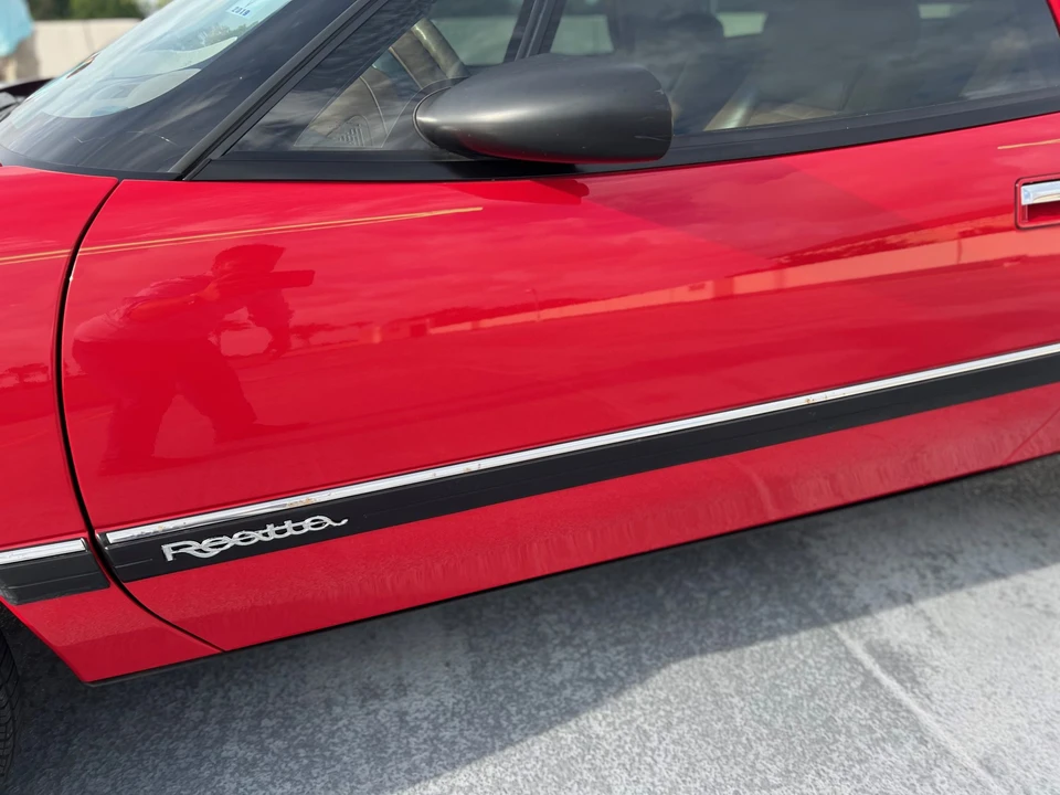 1990 Buick Reatta - Image 28 of 31