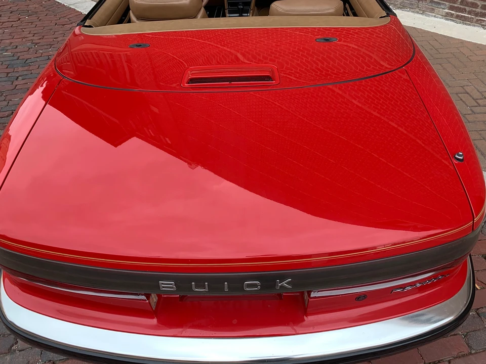 1990 Buick Reatta - Image 31 of 31