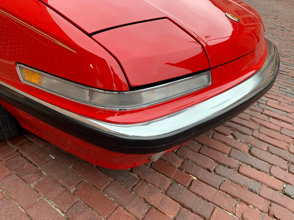 1990 Buick Reatta - Image 23 of 31