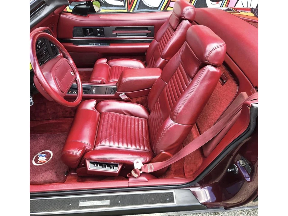 1990 Buick Reatta - Image 11 of 21