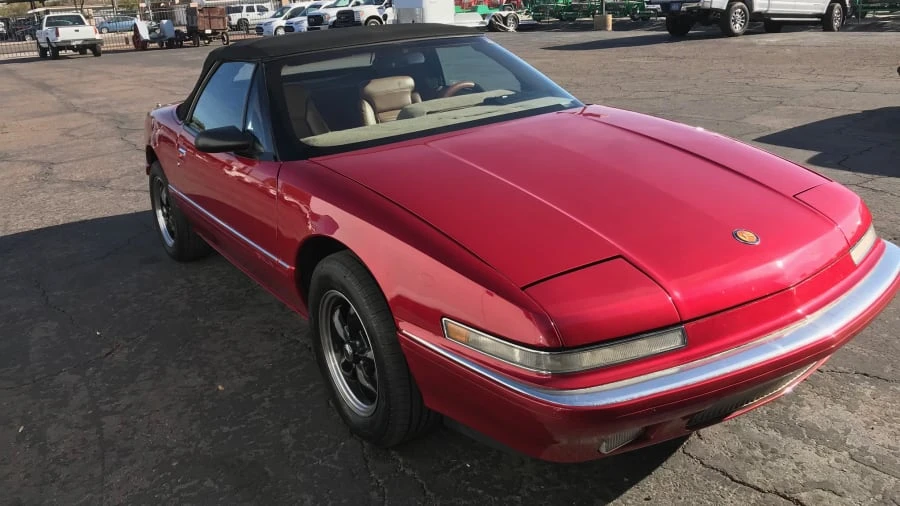 1990 Buick Reatta - Image 5 of 8