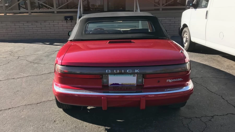 1990 Buick Reatta - Image 6 of 8