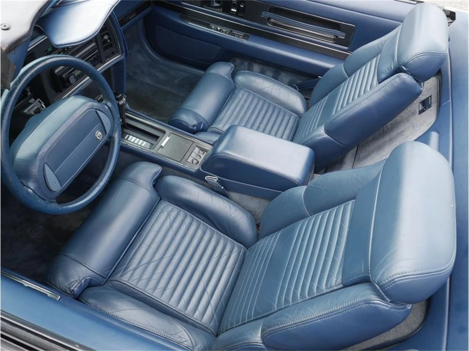 1990 Buick Reatta - Image 6 of 31